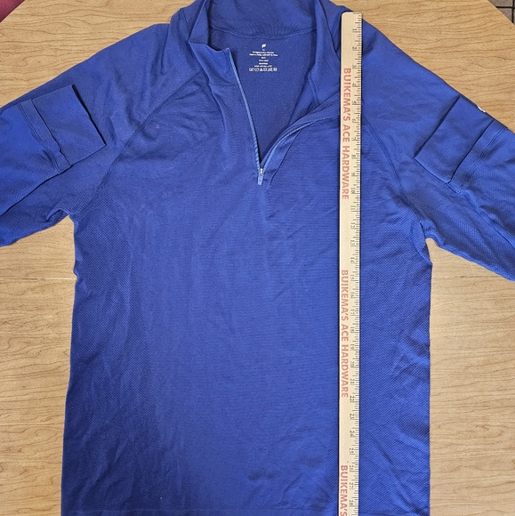 Fabletics Pullover - Picture 3 of 4